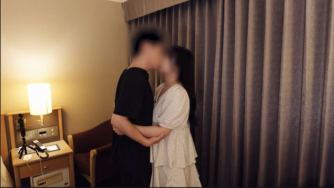 [FC2-PPV-4981165] [No algae bonus] G-cup piano instructor Misa-chan, who is neat and clean but has a vulgar scream and convulsions, exposing her face and falling into a female position [藻無し特典]清楚系なのに下品な絶叫痙攣イキアヘ顔晒して牝堕ちしたGカップピアノ講師みさちゃん (Amateur)