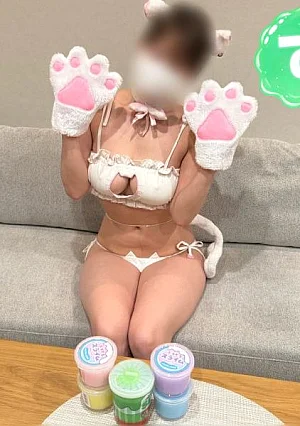 FC2-PPV-4997026 [URGENT] Icup Otoha-chan makes a real visit to the virgin's hideout - immediate blowjob at the entrance Thumbnail