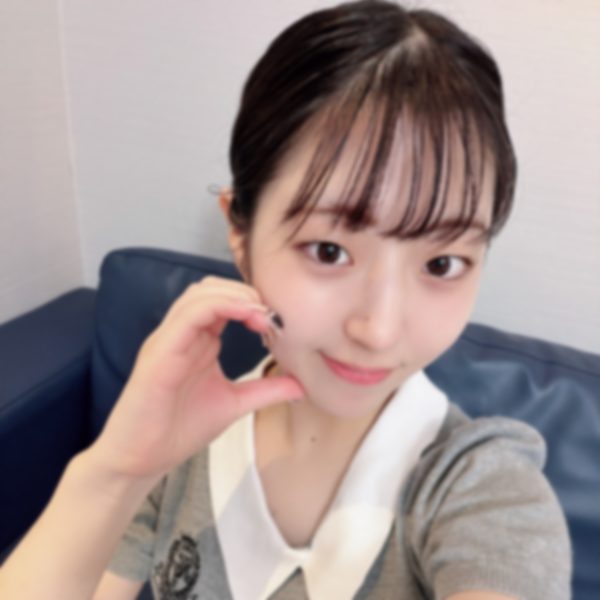 FC2-PPV-4998939 [The fastest catch of a former idol right after her graduation!] A pure and innocent beauty nicknamed Invincible Smile, a real local idol. Her innocent smile is the brightest star in her hometown and is sure to drive otaku crazy.