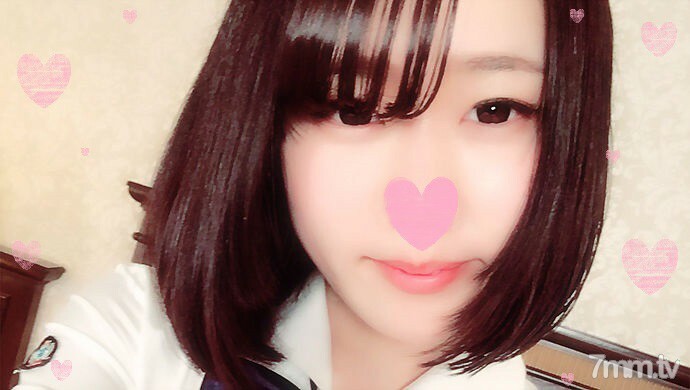 FC2-PPV-777043 [3P x continuous SEX] 19 years old ☆ Shaved play innocent daughter “It feels good … ♥” A uniform girl completely fell into a middle-aged dick and exposed her face to the climax and continued to live! With a thick slow H of lover