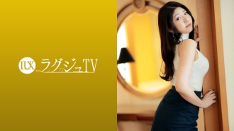 LUXU-1719 LuxuTV 1703 It's a modest feeling, but a busty piano teacher who is sullen and lewd has intense sex and is real! Atmosphere that can not be tasted in everyday life, gradually get excited about play, and immerse yourself in pleasure with bol Thumbnail