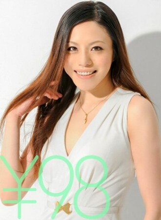 SERO-042 [Special Offer] Tall model Reika's AV debut sex! Her long, slender legs are beautiful in a standing doggy style. The actor gets on the sofa and thrusts even deeper, making her cum. She is thrust from below in a reverse cowgirl position, maki Thumbnail