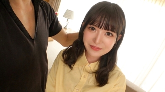 SIRO-5177 [I've only been with one person so far...] The way she fills her small mouth with dick is just as cute as a small animal! An actor whose voice leaks out from his tiny pussy... Take a look at the tight man who holds his dick in his mouth and Thumbnail