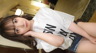 [UNCENSORED-LEAK]                     SIRO-5212 She rides a man's body with her slender body finished at a resort part-time job and her tight ass! ! A cheerful girl dances wildly as her sensitive nipples are attacked! [First shoot] AV application on Thumbnail