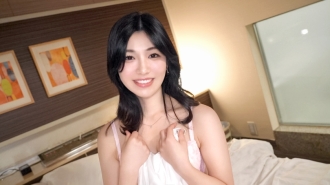 SIRO-5235 A talented and talented web designer has arrived! Although my work is fulfilling, I haven't had sex for a long time... Her pussy is making a vulgar sound as she devours the dick she hasn’t seen in a while! A lewd voice echoes! [First shoot] Thumbnail