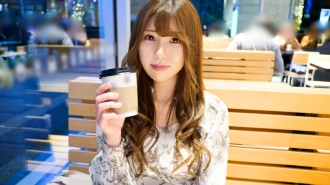 SIRO-5264 "I've never had sex in a bright place... But I guess this is okay... (blushes)" Even though she hasn't had sex recently, she was wearing some incredibly sexy lingerie! You can't tell if she's wearing it or not! The  Thumbnail