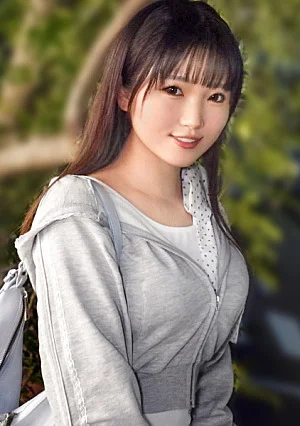 [UNCENSORED-LEAK] SIRO-5719 A masochist girl who likes older people gets excited surrounded by older men at a porn movie theater. She cums when she touches her pussy, cums when she shakes her hips, and erogenous zones all over her body that make her cum n