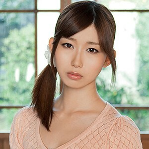 BINI-024 Natsuki Thumbnail