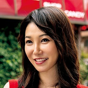 EWDX-308 Shines Thumbnail