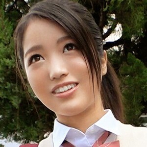 SIMM-077 Yui Thumbnail