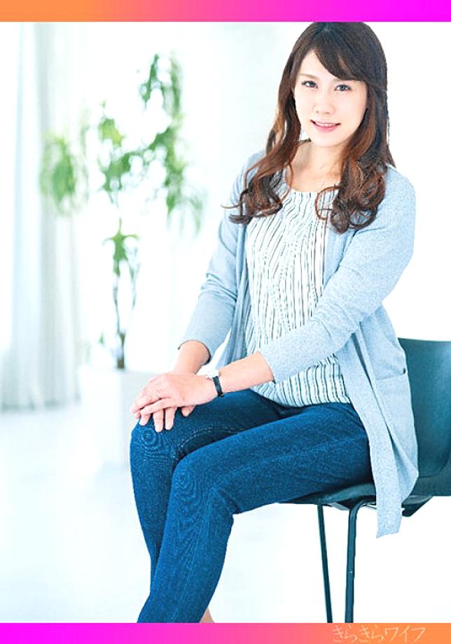 TYVM-278 She was confused by the tension and excitement, but she found an unknown pleasure! A slender beautiful wife has her first vaginal orgasm!