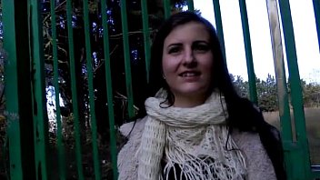 Annaelle A Pretty Brunette Doing Blow Up The Ass