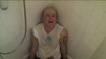 Gay, Uro, Sneakers, Pisse, Sket - Gay - 2025 - Incredible - Scene - Video 6351345