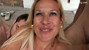 18 Year Old Girl Casual Sex