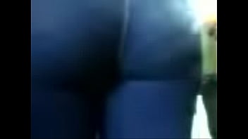 Culona Peruana En Tren 3