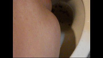 Josoukofujiko Was Enema In The Washroom