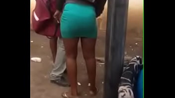 ⁣Zimbabwean Bitches Prayses Big Black Dick