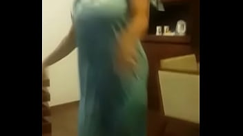 Tamil Hot Aunty Dance