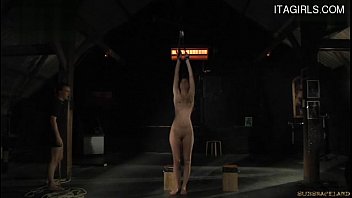 Tettona Italiana Cumshot Inside