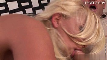 Glamour Model Mund Ficken