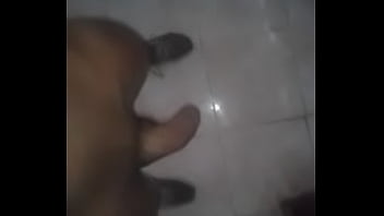 En Casa Jugando Un Rato