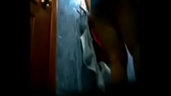 Camara Oculta En El Ba_o De Una Mam_ Bien Nalgona