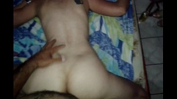 Loira Novinha Fodendo E Mostrando Cuzinho