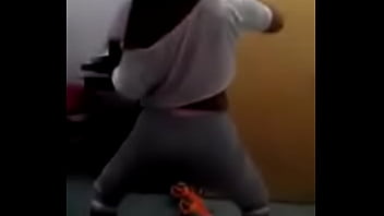 Girl Moving The Ass