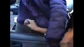 Punhetando Em Publico