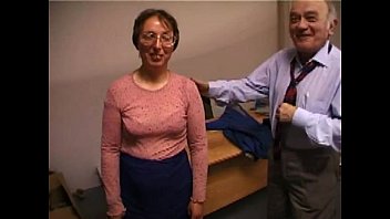 Old Man Fucking His Wife And Cumming On Face