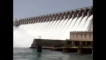 Youtube - Fun At Nagarjuna Sagar Dam 22 Gates Open