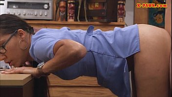 Horny Amateur Girl Gets Her Pussy Screwed At The Pawnshop