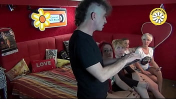 Evitadeluna, Conradsonshow - Unknown - 2025 - Incredible - Performance - Video 1856659