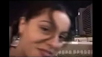 Flagra: Amadora Nua Em Publico