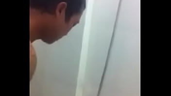 Quay Len Ong Chu Tam