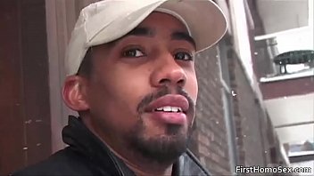 Gay Threesome With Black Dude Sucking Gay Porn