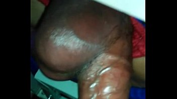 Queenalice-hand-milk-s1-p1