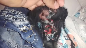 La Tanga De Encaje De Mi Prima Usada