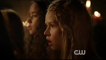 Caitlin Stasey Masturbate Cut-scene From The Cw' Reign