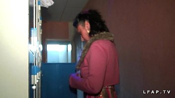 Libertine Francaise Sodomisee Au Sauna Dans Un Plan A 3 Avec Papy Voyeur