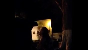 Cặp đ_i làm tình giữa phố tại bến Ninh Kiều Cần Thơ