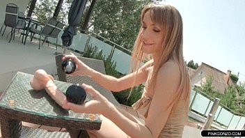 Hot Maria Toys Her Pink Pussy In The Backyard