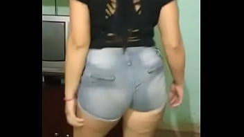 Gordinha Novinha Dançando