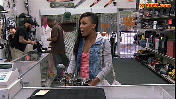 Curvy Ebony Pounded At The Pawnshop For The Golf Clubs