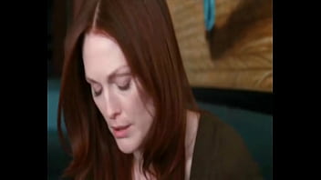 Amanda Seyfried And Julianne Moore Lesbian Scene In Chloe (1080p)