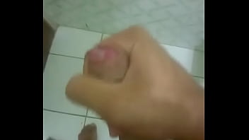 Pau Gostoso Batendo Punheta