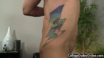 Deal To Fuck Him Gay Porn Damon Works His Own Member With His Hand,