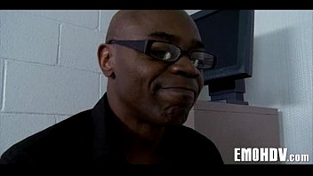 Babe With Tattoos Gets Dick 021