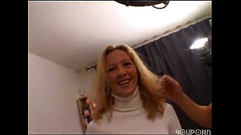 Mature Blonde Tosses A Salad