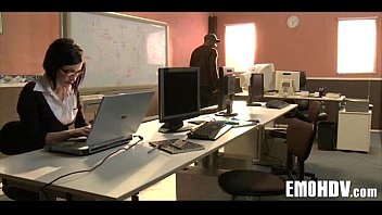 ⁣Emo slut fucked 458